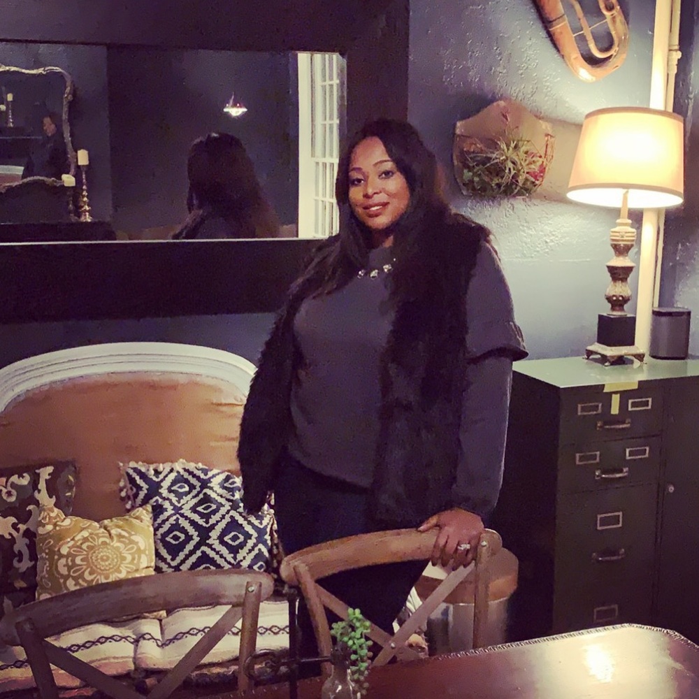 Meet your Posher, Krystle